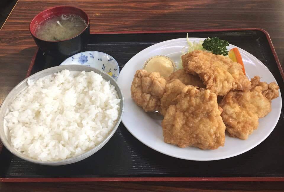 スマホ並みの唐揚げ定食
